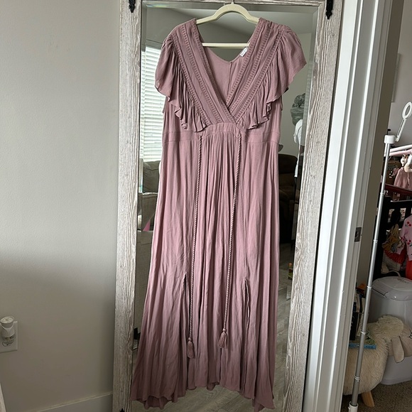 Baltic Born Mauve Maxi - Picture 1 of 7
